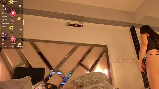 Snapshot of Niicolle_Evanss chatting on 02/15/26, 12:58 Niicolle Evanss online show from 02/15/26, 12:58