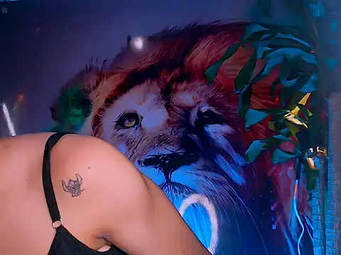 Cristal Gem1 online show from 10/28/25, 04:38