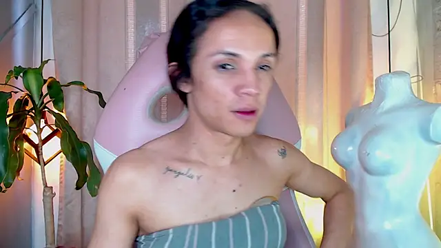 Cristal Gem1 online show from 04/26/26, 05:32