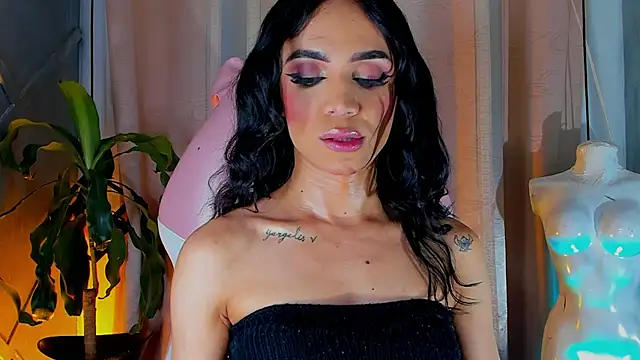Cristal Gem1 online show from 06/23/26, 02:53