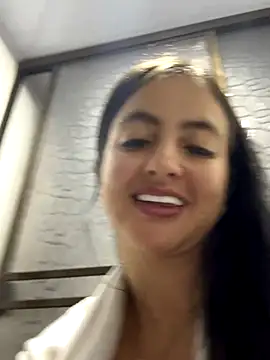 salo-rousee online show from 12/04/25, 03:05