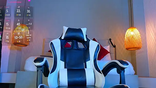 Snapshot of Thaiel_Fosteer chatting on 11/07/25, 07:19 Thaiel Fosteer online show from 11/07/25, 07:19