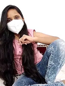 Snapshot of Miss_Riya20 chatting on 09/19/25, 09:00 Miss Riya20 online show from 09/19/25, 09:00