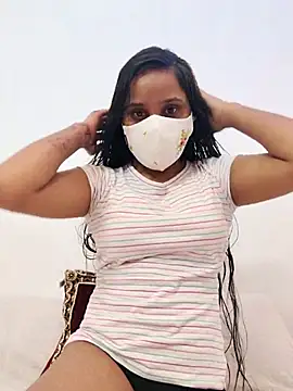 Snapshot of Miss_Riya20 chatting on 10/24/25, 05:04 Miss Riya20 online show from 10/24/25, 05:04