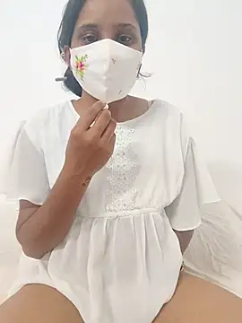 Snapshot of Miss_Riya20 chatting on 10/25/25, 06:54 Miss Riya20 online show from 10/25/25, 06:54