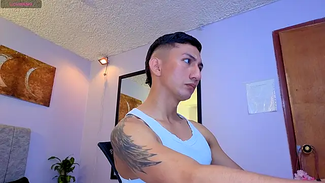 oliver mr  online show from 09/19/25, 03:24