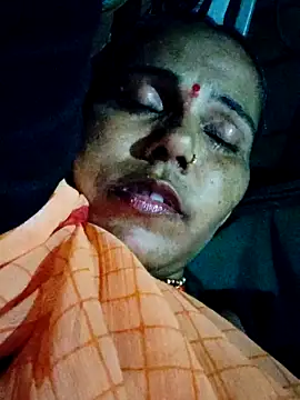 Pooja750 online show from 09/19/25, 02:07