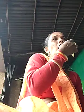 Pooja750 online show from 10/17/25, 08:28