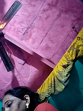 Pooja750 online show from 11/21/25, 09:24