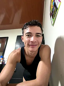 Snapshot of eroseliam chatting on 01/08/26, 04:42 eroseliam online show from 01/08/26, 04:42