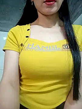 Vyvyy06 online show from 11/15/25, 12:19