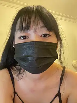 Snapshot of Minnie-2025 chatting on 02/28/26, 06:20 Minnie-2025 online show from 02/28/26, 06:20