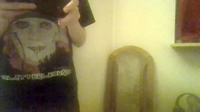 your boy toy18 online show from 10/08/25, 10:29