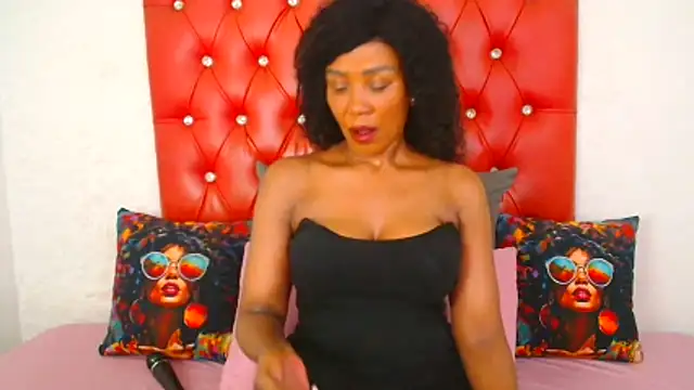 GaggingQueen32 online show from 11/26/25, 01:17