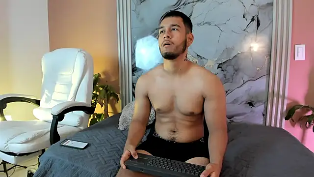 Snapshot of chatting on 02/10/26, 12:20 online show from 02/10/26, 12:20