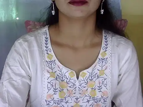 Snapshot of Rahat_S chatting on 09/21/25, 07:43 Rahat S online show from 09/21/25, 07:43