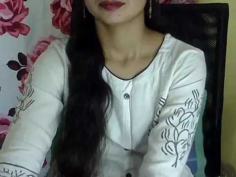 Snapshot of Rahat_S chatting on 11/25/25, 06:57 Rahat S online show from 11/25/25, 06:57