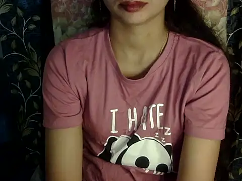 Snapshot of Rahat_S chatting on 12/14/25, 06:30 Rahat S online show from 12/14/25, 06:30