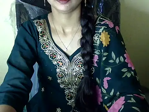 Snapshot of Rahat_S chatting on 12/16/25, 09:03 Rahat S online show from 12/16/25, 09:03