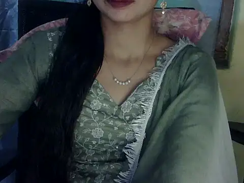 Snapshot of Rahat_S chatting on 01/19/26, 05:33 Rahat S online show from 01/19/26, 05:33