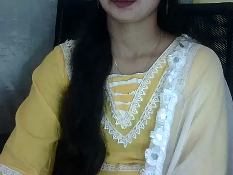 Snapshot of Rahat_S chatting on 02/13/26, 07:15 Rahat S online show from 02/13/26, 07:15