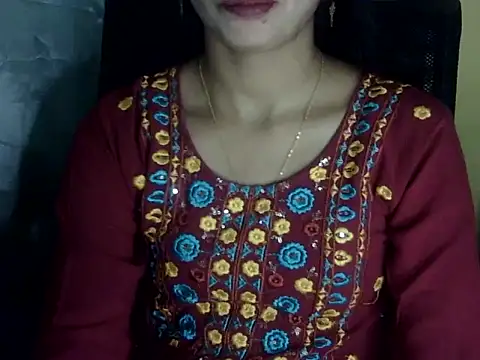 Snapshot of Rahat_S chatting on 02/16/26, 06:53 Rahat S online show from 02/16/26, 06:53