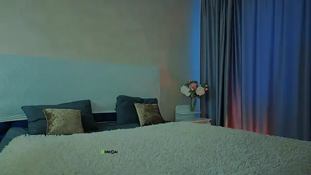  sophielov online show from 05/17/26, 03:04