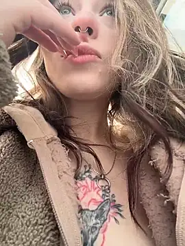 Mimiumuy online show from 12/23/25, 09:18