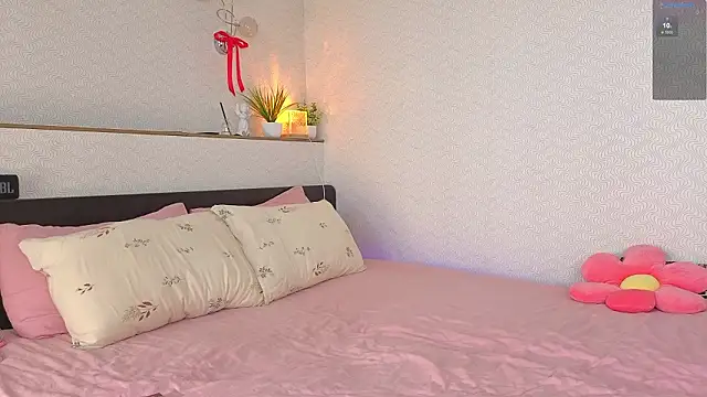 charlottacardi online show from 02/23/26, 05:05