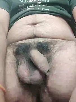 Snapshot of riyamore9623 chatting on 02/05/26, 08:41 riyamore9623 online show from 02/05/26, 08:41