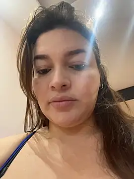 sarahreyess 11 online show from 03/26/26, 11:05