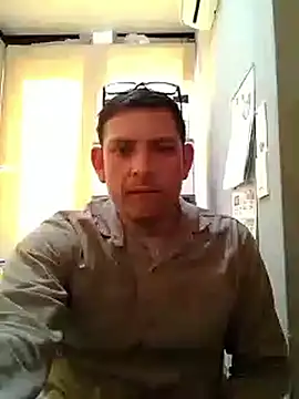 Snapshot of Az-09Ga chatting on 09/12/25, 03:23 Az-09Ga online show from 09/12/25, 03:23