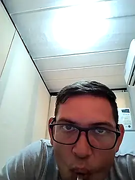 Snapshot of Az-09Ga chatting on 03/10/26, 11:15 Az-09Ga online show from 03/10/26, 11:15