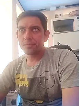 Snapshot of Az-09Ga chatting on 03/31/26, 04:18 Az-09Ga online show from 03/31/26, 04:18