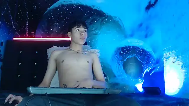 SemerHott online show from 11/03/25, 01:34