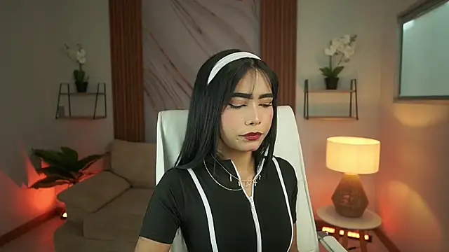 Snapshot of GiaNovak chatting on 01/13/26, 07:19 GiaNovak online show from 01/13/26, 07:19