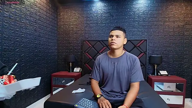 DannySamm online show from 12/18/25, 04:07