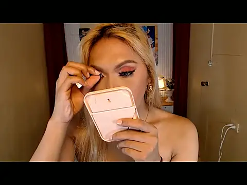 AthenaFLamia online show from 10/02/25, 04:30