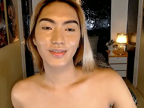 AthenaFLamia online show from 11/30/25, 07:01