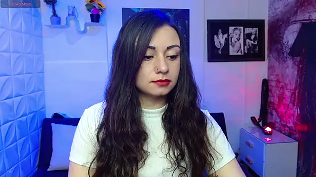 Eva Roussell online show from 10/27/25, 02:32