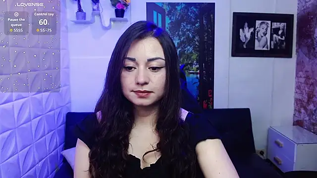 Eva Roussell online show from 11/06/25, 04:41