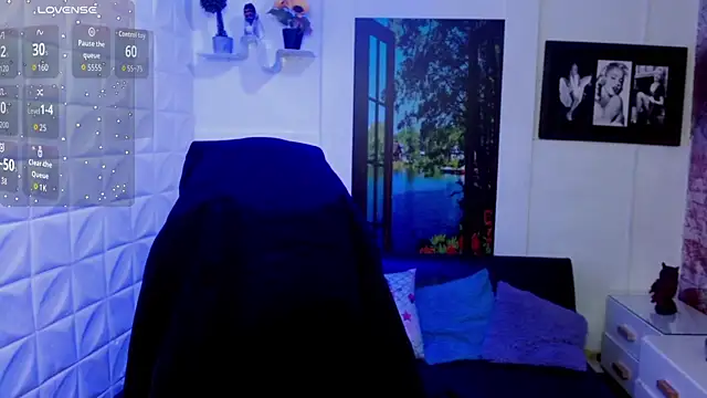 Eva Roussell online show from 11/28/25, 02:42