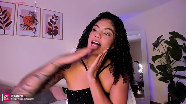 miss curazao online show from 06/25/26, 01:15