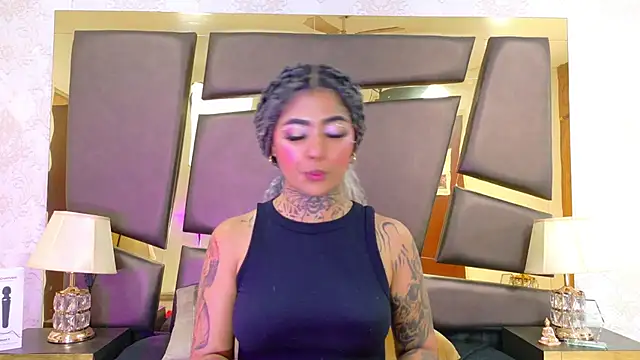 EmilieLake online show from 02/07/26, 08:23