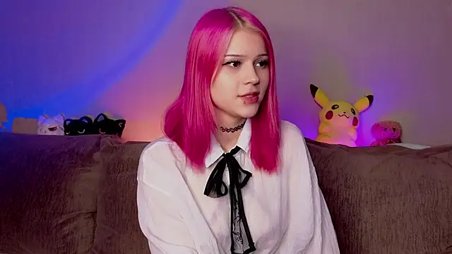RavenKitten  online show from 05/04/26, 02:51