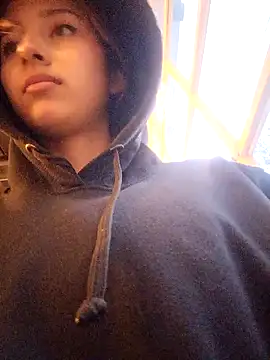 GiselleFever online show from 11/04/25, 11:04