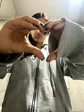 GiselleFever online show from 12/03/25, 11:58