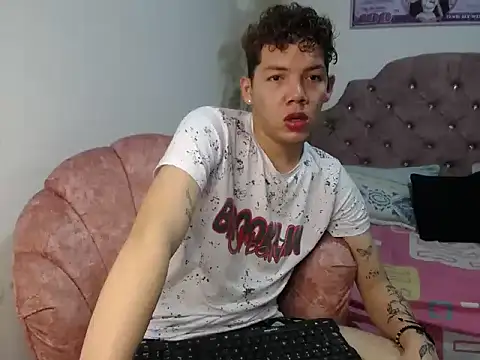 Snapshot of brutal_dirty_sex chatting on 02/21/26, 03:02 brutal dirty sex online show from 02/21/26, 03:02