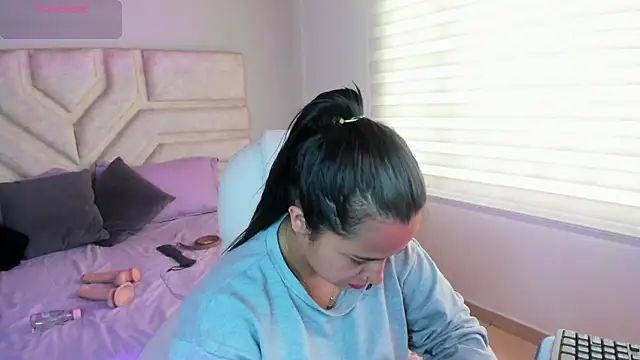  adahara queen online show from 09/28/25, 08:36