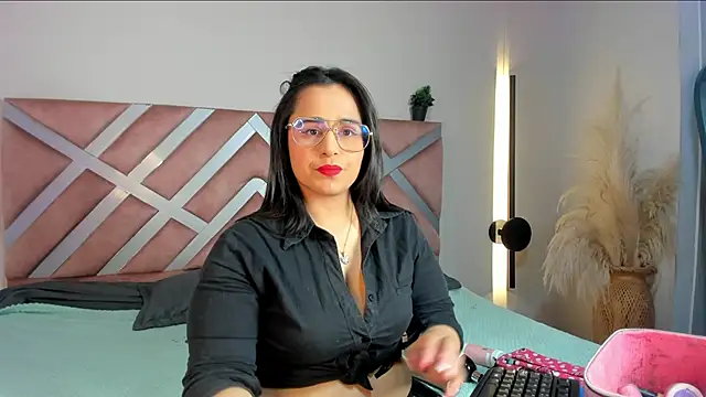  adahara queen online show from 10/29/25, 04:26